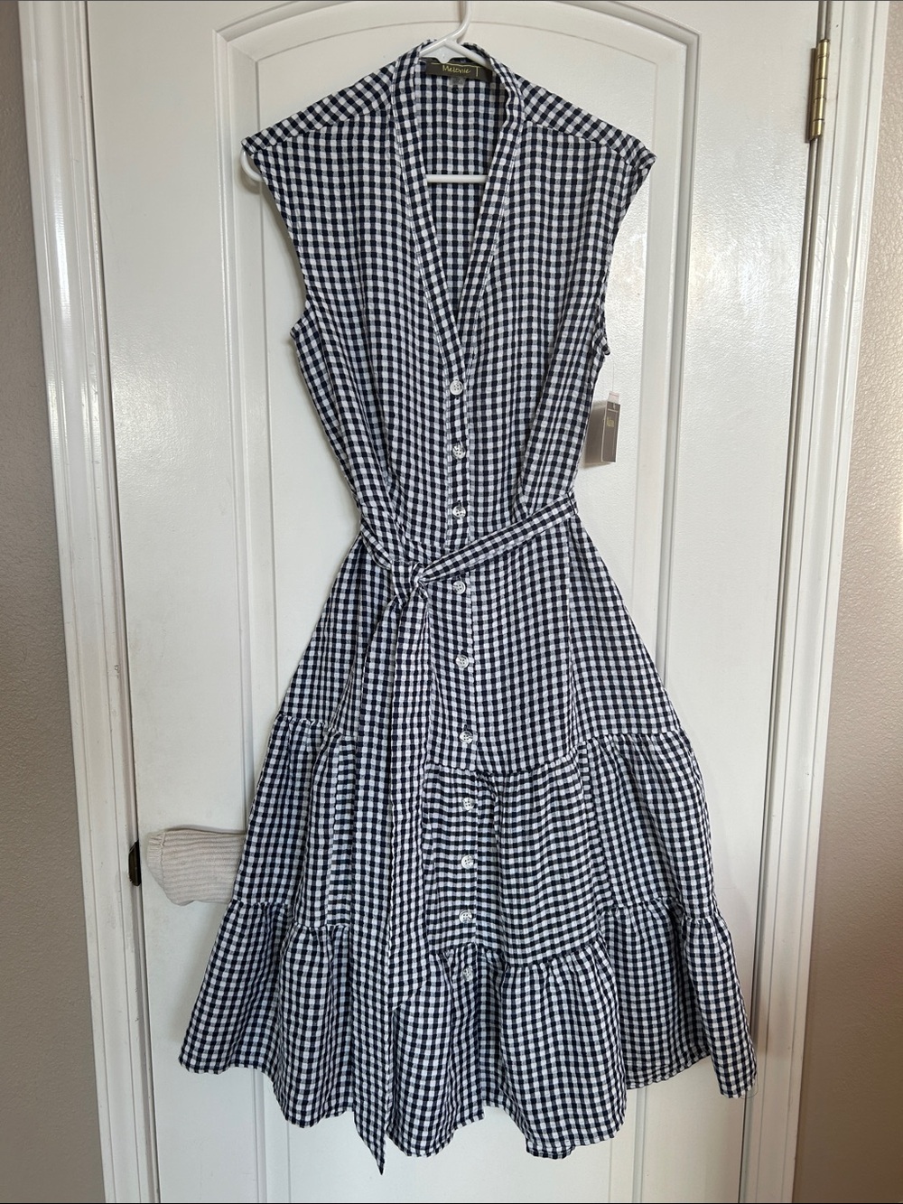 Sleeveless Gingham Button-Front Tie-Waist Dress - Navy & White NWT-size 10
